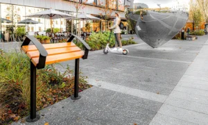 Pilsētas atbalsta sols ar roku balstiem Skarabejs