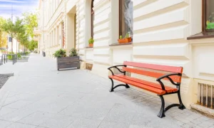 Parka sols Lodz ar roku balstiem