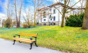 Parka sols Vienna ar roku balstiem