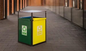 Atkritumu šķirošanas tvertne Bratek