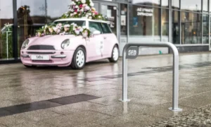 U veida velosipēdu statīvs