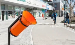 Atkritumu urna velobraucējiem BIKER