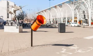 Atkritumu urna velobraucējiem BIKER