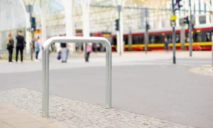 U veida PRO velosipēdu statīvs